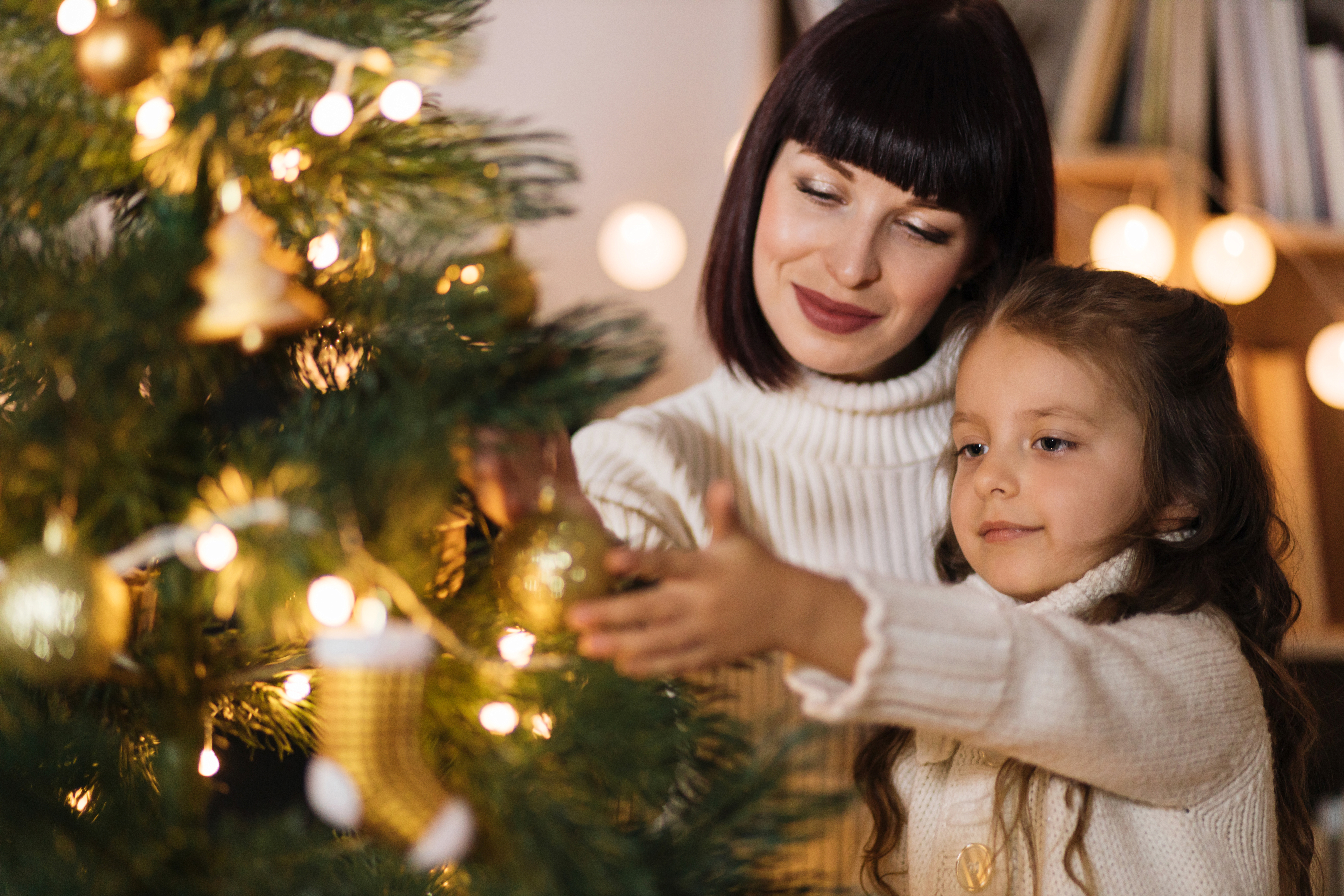 mom and daughter at Christmas